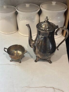 Vintage Silver-Tone Coffee Pot and Sugar Bowl - Silver Finish